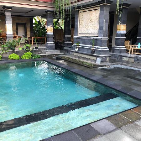 Awan Bali House Hotel Ubud Exterior foto