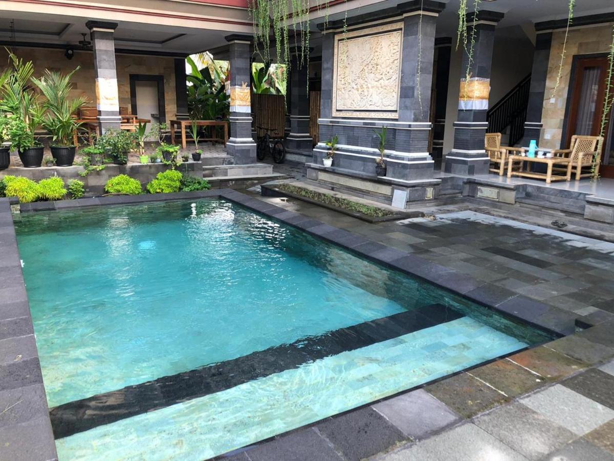 Awan Bali House Hotel Ubud Exterior foto